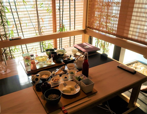 [画像:0bac651e-s.jpg]