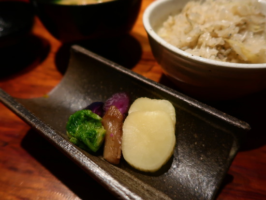 251E56DB-8251-474A-B7D5-03C5F402E72E