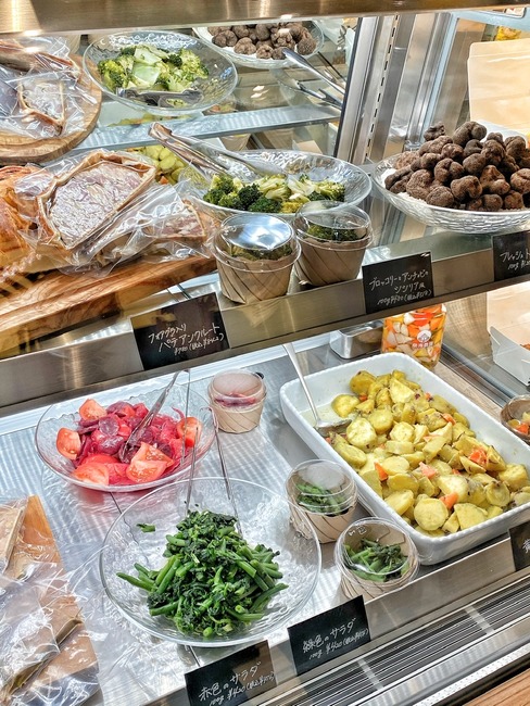 明日12 15 俺の シリーズの新業態が東銀座にオープン 俺のgrandmarket グランマーケット 俺のgrand Table グラン テーブル 銀座歌舞伎座前 実食口コミブログ くろにゃんの孤高のグルメ だめだめダイエット