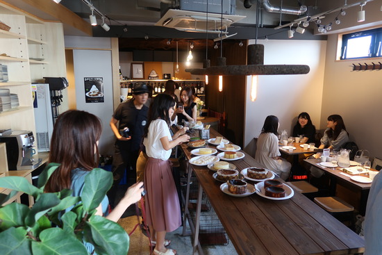 41ADCF1E-4130-4EC5-AC2A-35F194074EA3