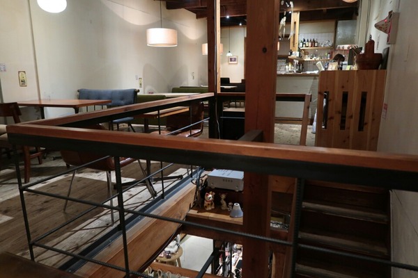 [画像:15a8424b-s.jpg]