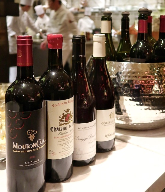 47F84C58-0800-440D-9713-275EA24A5F1E