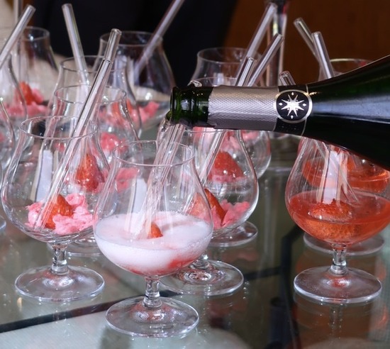 4BED3989-917C-45D0-9CE1-01F789C7BE08