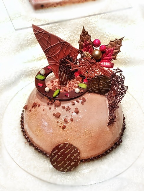 21年クリスマス リーガロイヤルホテル東京のクリスマスケーキ 実食 口コミ ブログ くろにゃんの孤高のグルメ だめだめダイエット 21年クリスマス リーガロイヤルホテル東京のクリスマスケーキ 実食 口コミ ブログ くろにゃんの孤高のグルメ だめだめダイエット