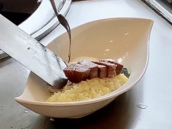 41B5659F-1C35-4E8D-A485-F62A63927256