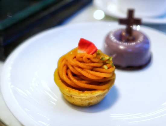 5DFD1DAF-0ECE-45AB-ABE6-506DDD7671B5