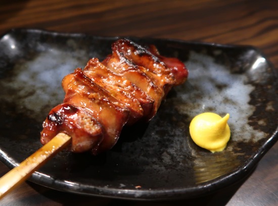 151D65C6-5EE3-4BC6-993E-9EC8E500485C