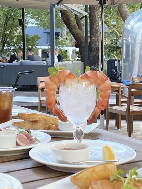 CFE077B3-5601-4612-9D22-1CA4D9283D5F