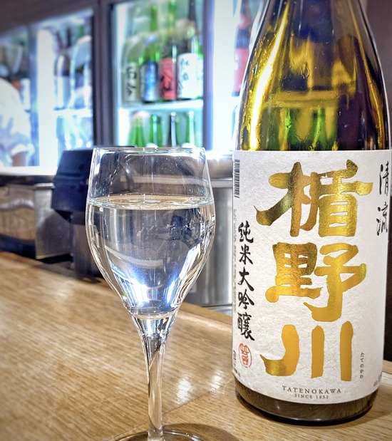 8E654504-6FC4-49B2-B269-F628113704C4