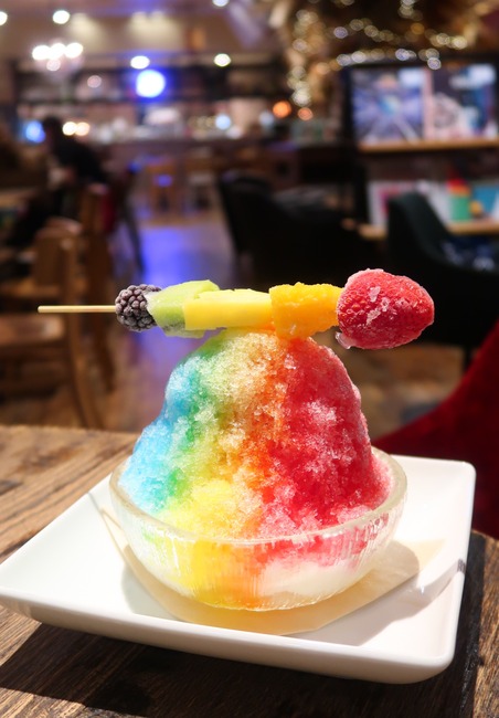 シロップの味が全部違うレインボーかき氷 Brooklyn Parlor Osaka ブルックリンパーラーオオサカおさか くろにゃんの孤高のグルメ旅
