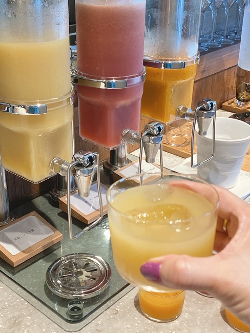 2620F059-9004-4A1B-9709-1D770AD44996