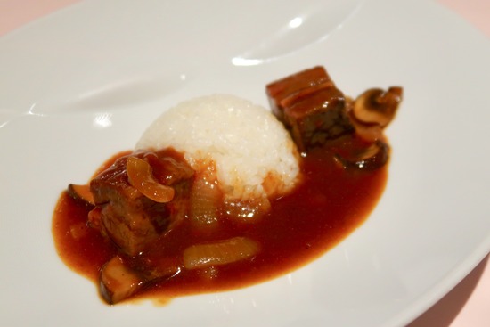 E7FC7D28-86B8-4E01-9673-1C4671838519