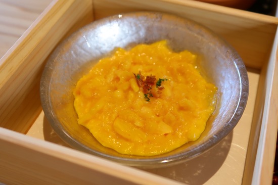 A010E6FD-2680-41FC-BC51-ACDEB8056FAA