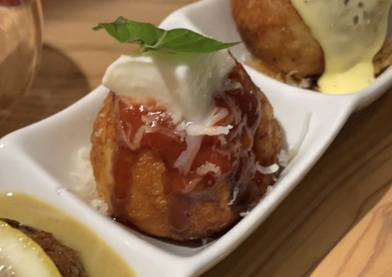 261B995B-7B99-4714-8C6C-50E062215123