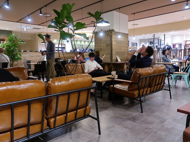 9AFD8B01-5484-4785-9AFF-68329F6A952C