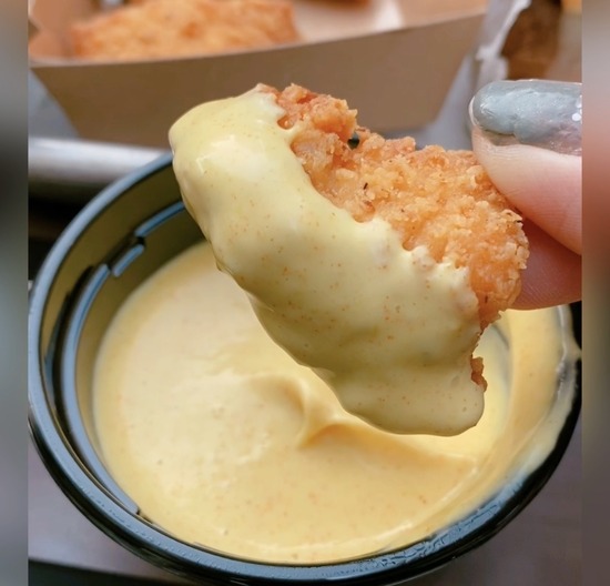 E9795D1E-596A-43B1-8CE1-748D8675E73B