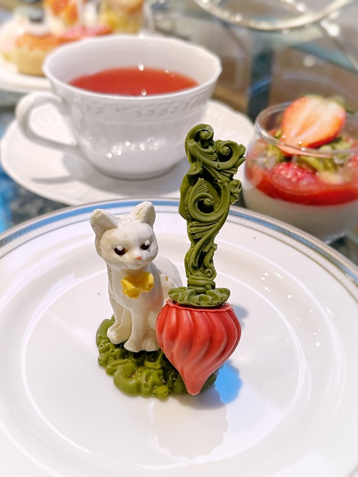 F5DB2E9B-86EC-458B-885B-6973CF0A7711