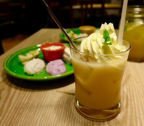 A29F81B3-1216-4136-96A1-0C13E09513F7