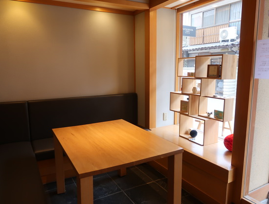 E5DC8D3C-716F-4BC2-91E9-B5151682B8C2