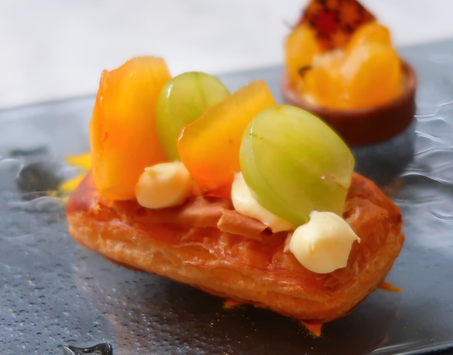 242171C3-6B71-4CE4-AA75-8B16926AAC9D