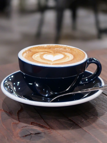 6BBFD4FC-F6E7-4E1A-BF9A-5A4136AA5618