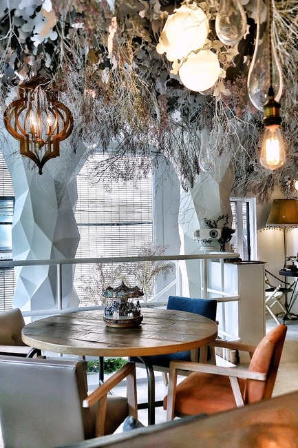 93B3833D-11E7-41FA-A947-D315D3A7B51D