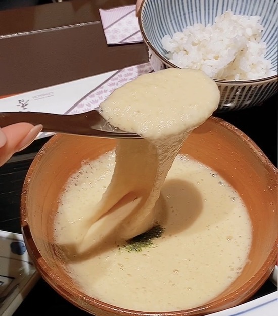 C0FC32A3-F947-46BD-B564-0F4F4095FD42