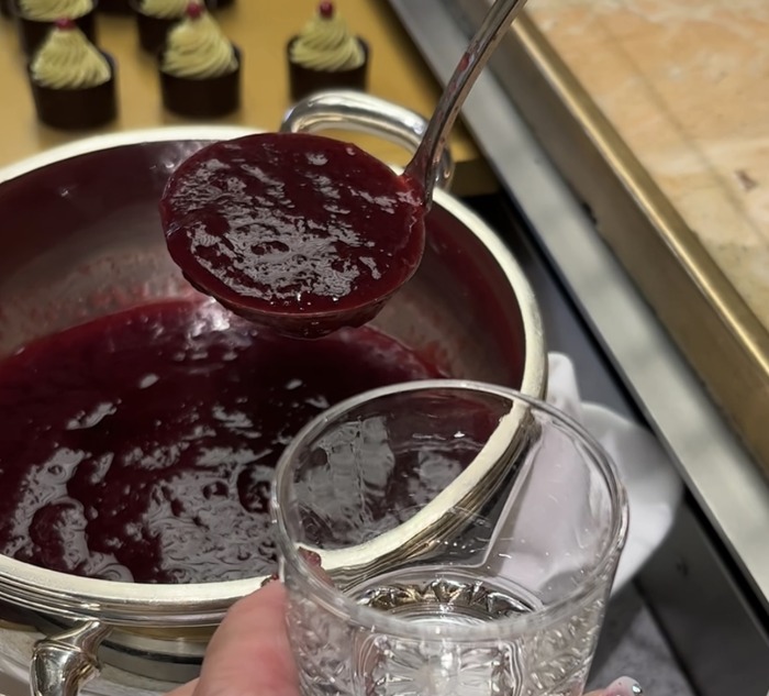 14E41C55-51E3-43B4-8D56-E2084BF798B9