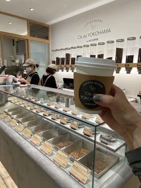 B742B465-C0D0-422D-A3FB-8CD8FC713FF8