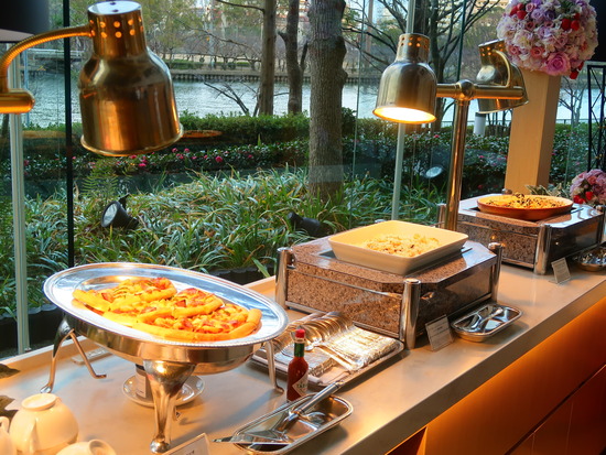 2E9B8F75-2DF6-41EE-8EC9-03D6B9916C1A