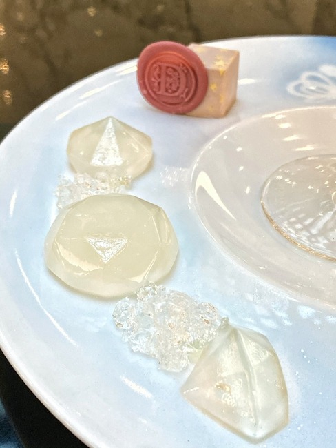 31F356BB-EDF5-4CAA-A1D2-CC3ACACA0842