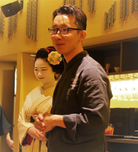 新店 新しいショコラ 黒抹茶 はカカオも抹茶も濃厚 パティスリー カフェ デリーモ京都店 ジェイアール京都伊勢丹 くろにゃんの孤高のグルメ だめだめダイエット 新店 新しいショコラ 黒抹茶 はカカオも抹茶も濃厚 パティスリー カフェ デリーモ京都店 ジェイアール京都伊勢丹 くろにゃんの孤高のグルメ だめだめダイエット