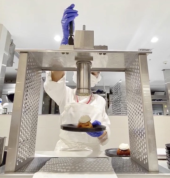 DF42086E-2D92-4165-BA96-A45F361A0E29