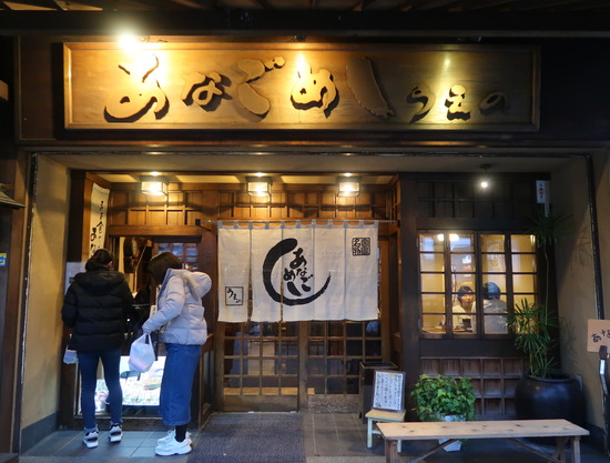 26E639D8-DFB5-49C0-8657-C27C6A3024A4