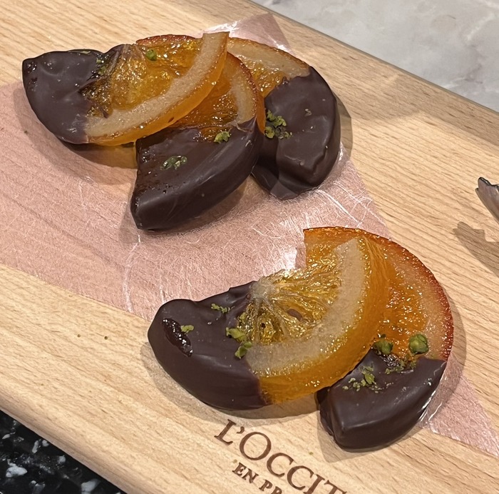 A9CB6669-9A0B-40D7-9B71-7B641EE52D9D