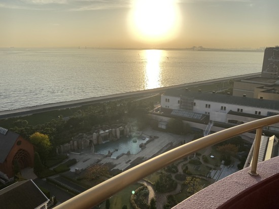 F8C7C0D6-D681-4C6C-B44C-3870AECAADBC