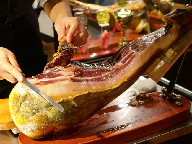 7FFF4434-0E94-4C62-82F7-0DEEC7970617