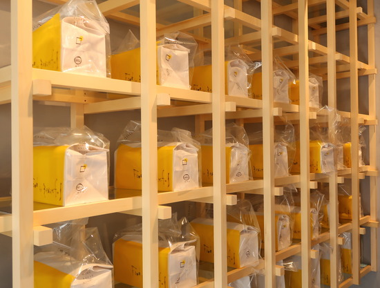 2565C806-EF9B-444D-87DE-776C83BB5472