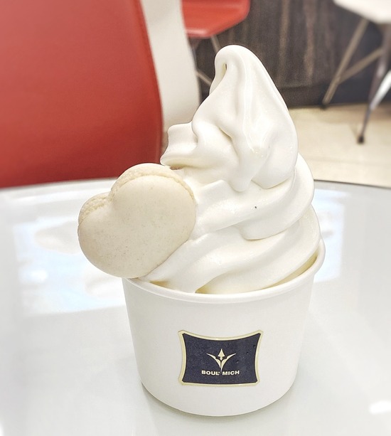 EAD6F8BA-2AF2-4335-A3A1-241ED1D0C53B