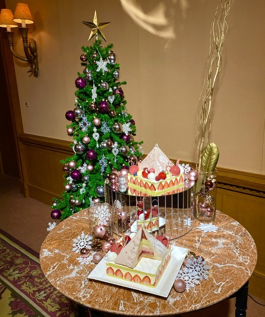 豪華 帝国ホテル大阪の21年クリスマスケーキ 実食 口コミ ブログ くろにゃんの孤高のグルメ だめだめダイエット