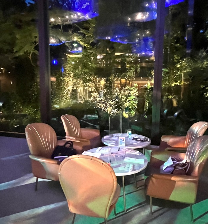 FCF7506B-D5EB-424B-8A76-66FF702D429F