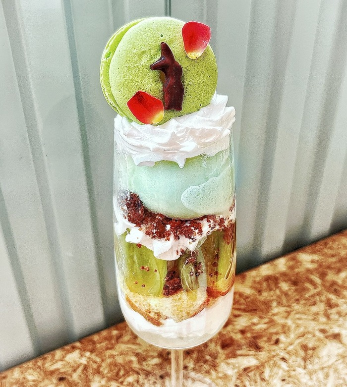 CE583755-C1AE-458C-838D-11D785C812C2