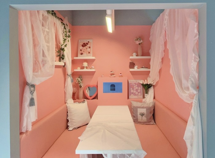 2CDADA0C-CFEA-48BD-8331-39831CFBA255