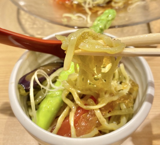 21E199DB-D2E6-4167-9042-DAFDBD03869C