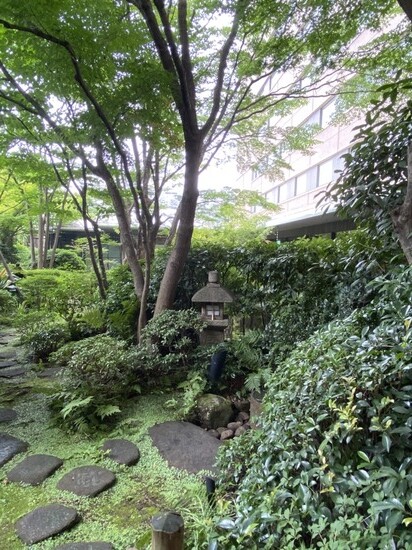 84C8DAF3-9898-4A06-9979-BD6EB5D5F335