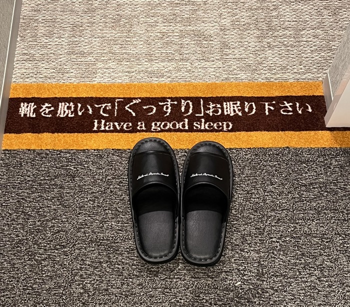 2F654B78-C21E-40FB-BC1F-67C46F1209B0