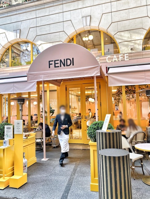 今東京で絶対一番かわいい期間限定コラボカフェ Fendi Caffe By Anniversaire フェンディ カフェ バイ アニヴェルセル 表参道 実食クチコミブログ くろにゃんの孤高のグルメ だめだめダイエット