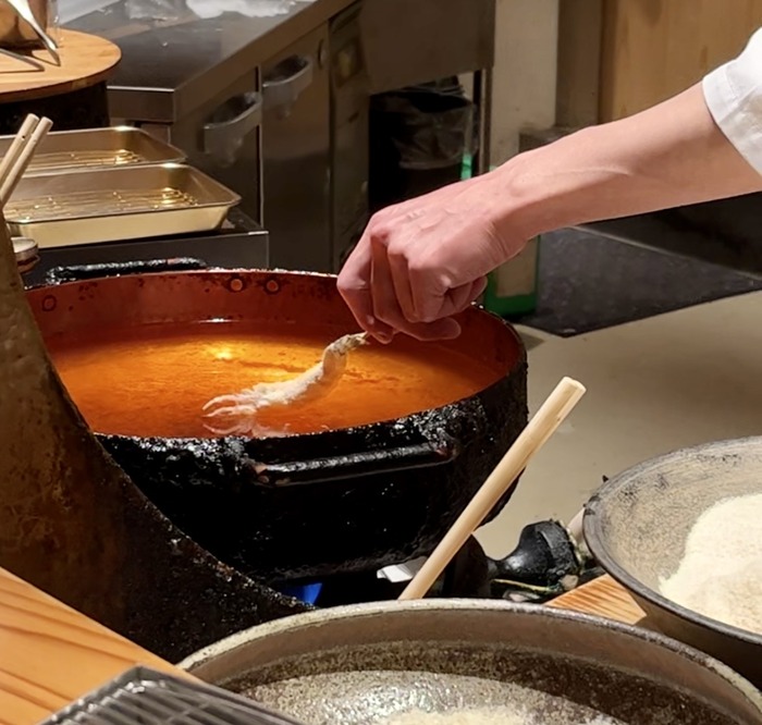 EAAB96FF-996D-49B8-A483-33B345AE7899