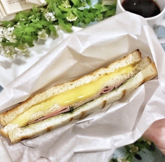 A8D264AF-D853-4799-A365-B9D1255A675C