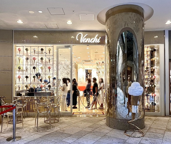 A57E9593-0956-4BE0-9A84-6E37B976C68A